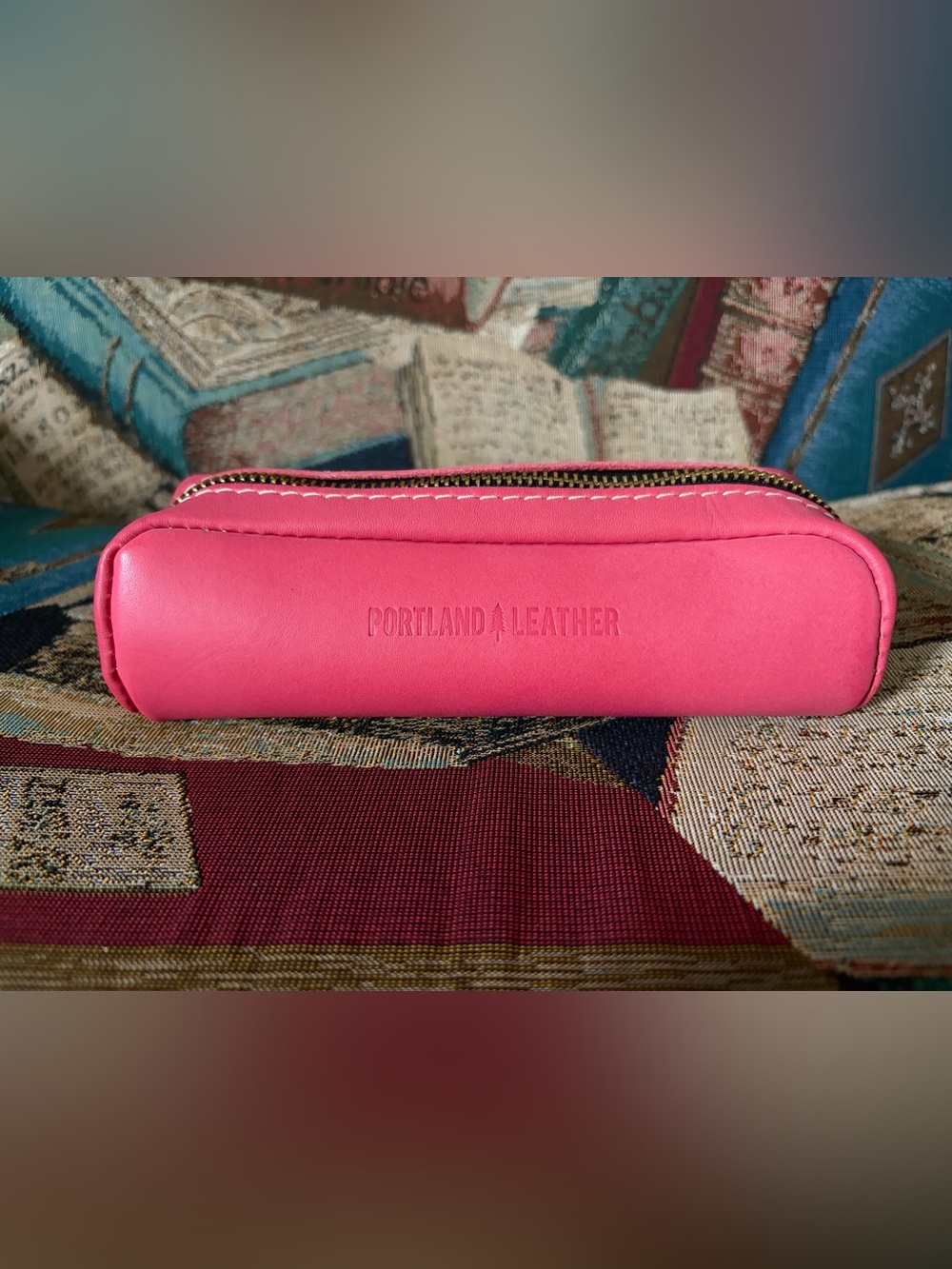 EUC Portland Leather Goods Ballpark Pouch in Tulip 🌷